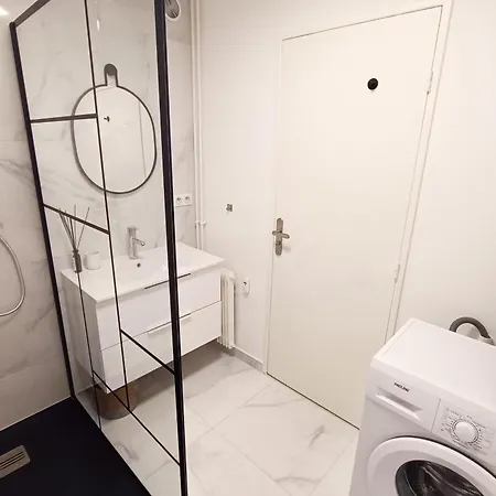2-rooms - Wifi And Balcony 尼斯