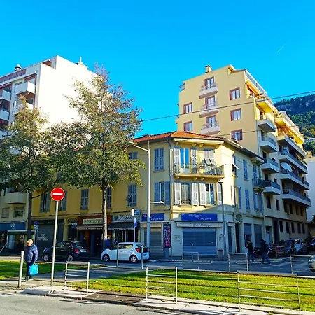 2-rooms - Wifi And Balcony * Nice